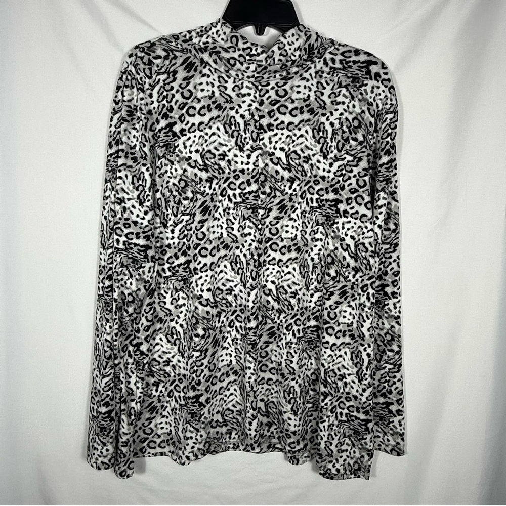 Chico’s Women’s Long Sleeve Cowl Neck Leopard Print Top.  Chico’s Size 3.  NWOT. - Picture 11 of 13